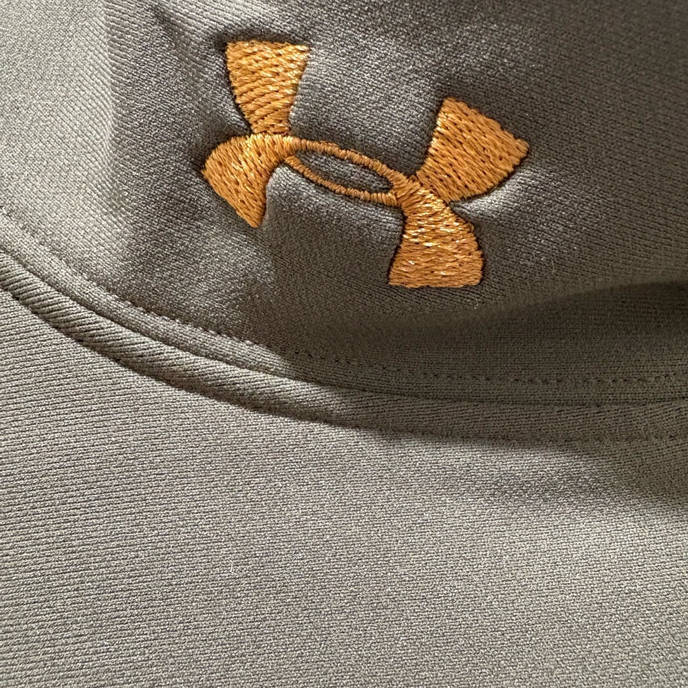 Under Armour cold gear compression mock. - Picture 8 of 13